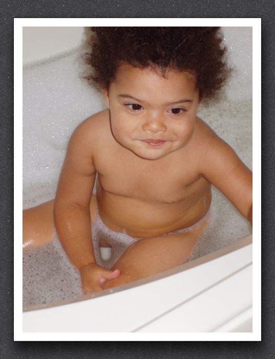 Bathtub cutie