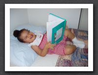 Kayla reads