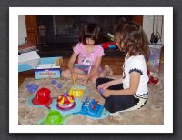 The girls play Balloon Lagoon